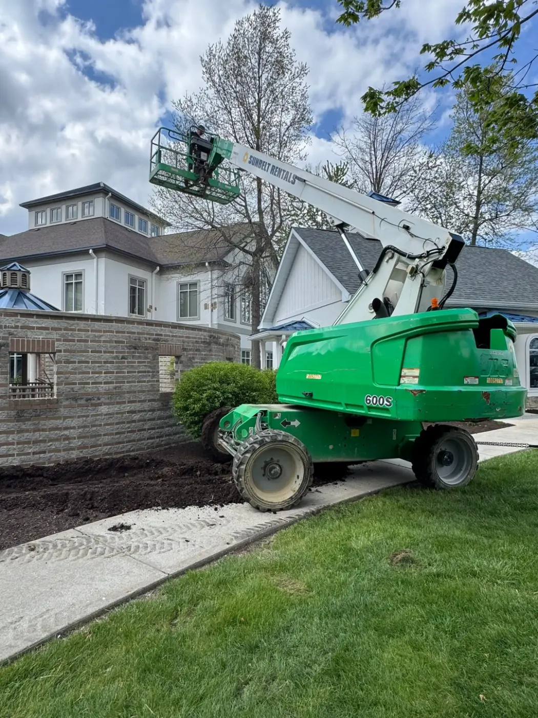 Commercial roof inspection documented in Camby